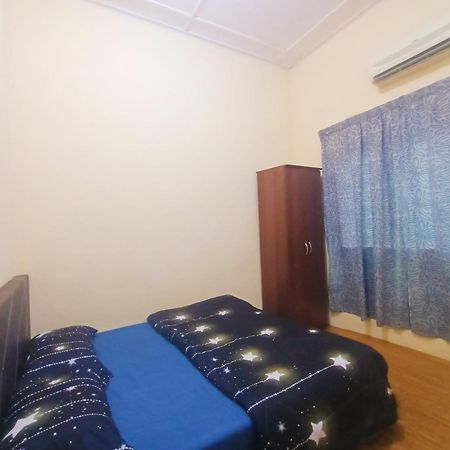 Rayyan Homestay Cherang Ruku Esterno foto