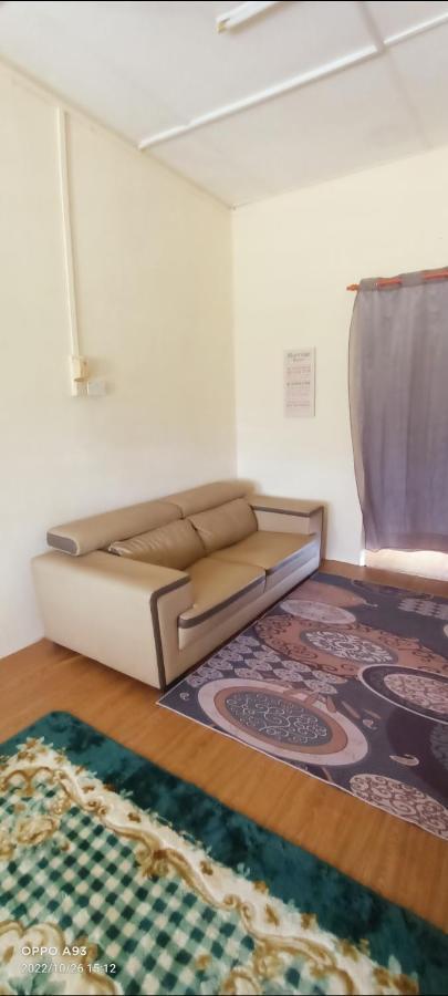 Rayyan Homestay Cherang Ruku Esterno foto